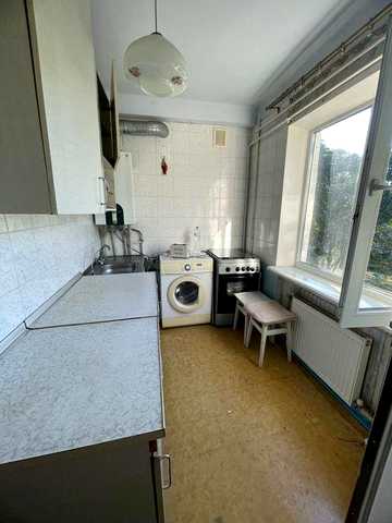 Продам 2 х комнатную (Торг) квартиру с АГО. СертификаТ. Черёмушки.р-н  Украины.