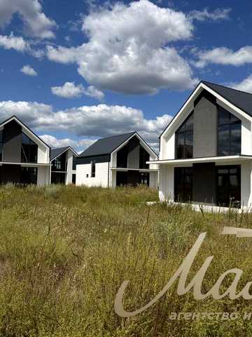Продаж сучасного 2-поверхового будиноку 175 м² у форматі Barnhouse на території ЖК «Зоряний», с. Вишеньки, Бориспільський район, Київська область.