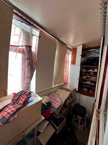 Продаж 2-кімнатної квартири,  вул. Рожева,5

 вул. Рожева, 5