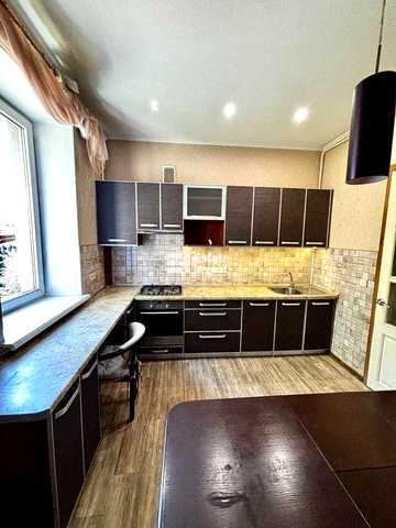 У продажу 3 кімн.кв.за адресою вул. Динамівська,3
