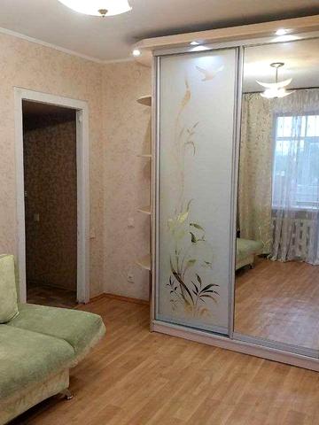 Продаю власну 3-кімнатну квартиру в затишному місці