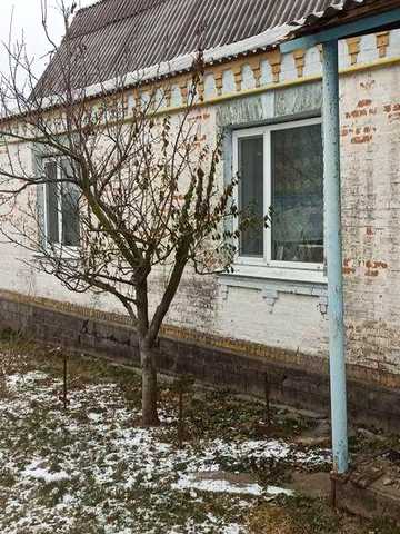 1/2 буденка з гаражем, кладовою, погрибом та літньою кухнею +газ/світл