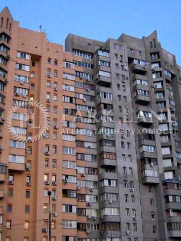 3-к квартира  Осокорки ремонт Срібнокільська 20 метро