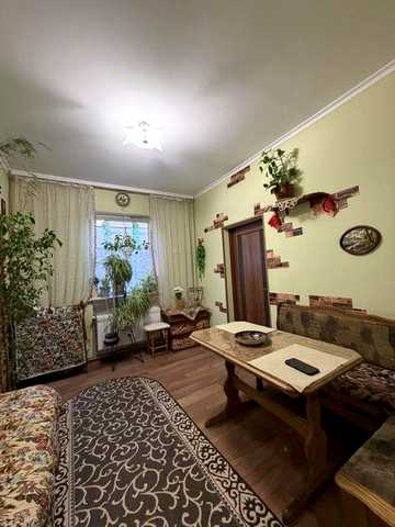 Продається квартира в центрі
