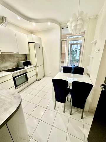 Регенераторна вул., 4 к12