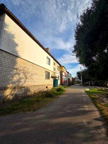 Продаж 3-к квартири 2 поверх, сертифікати, ваучери, постанови