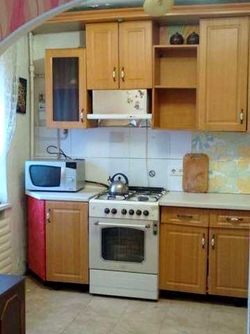 Продаж 4кімнатна Харківське шосе 21/6