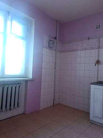 ТЕРМІНОВО. Продам 1 кімн квартиру по вул Перемоги в самому Центрі,