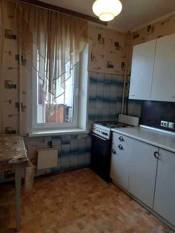 Архітектора Вербицького вул., 4