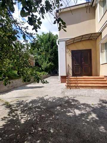 Продаж просторого будинку у с.Соколівське