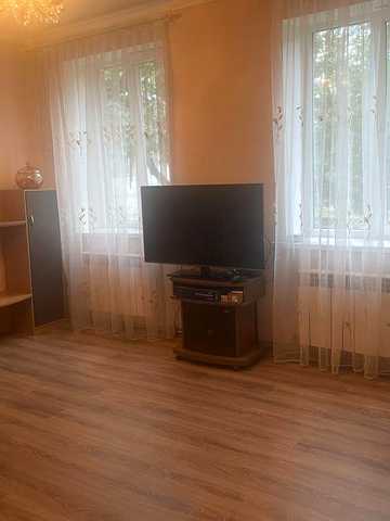 Оренда 1- кім квартири в частині будинку 32 м2 по провулку  Провіантський р-н  Шевченка