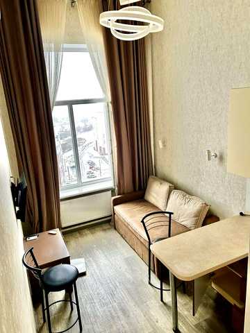Квартира двоповерхова Воробьевы горы однокімнатна малогабаритка