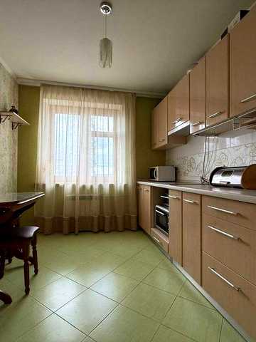 Продаж ! 2х кімнатна   квартира . Цегляний будинок  р. Основа.