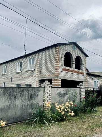 Продам власний будинок у місті Ізюм