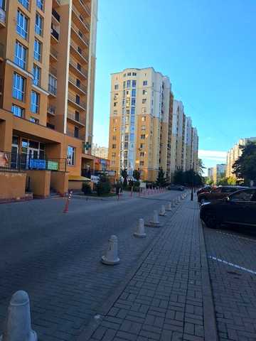 метро Житомирська, ЖК Чайки вул. Лобановського  30 Б  продається трикімнатна квартира 87м2  під чистове оздоблення.  96 тис. у.е ЖК Чайки