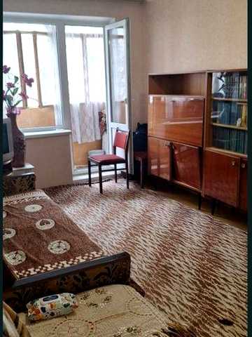 Продаётся 2 ком квартира 3я слободская