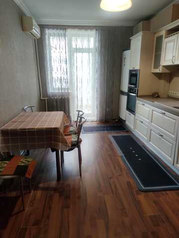 Євгена Чикаленка вул., 59и