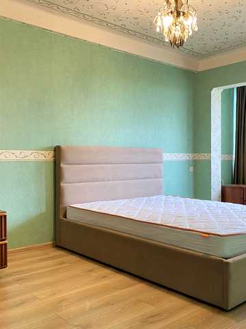 Половецька вул., 14