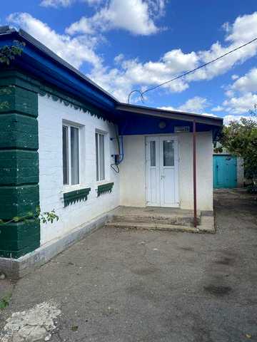 Продам будинок по вулиці Кропивницького 26