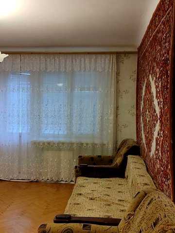 Продам2к квартиру ,що знаходиться вул Чумацький Шлях буд.18
