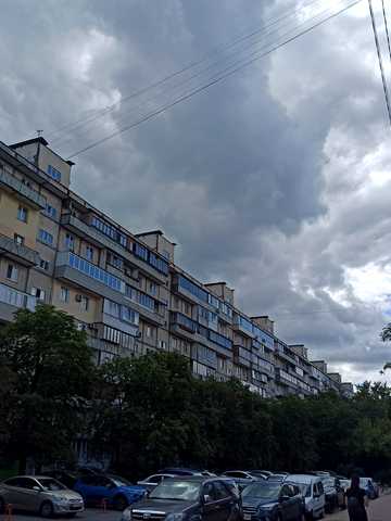 Раїси Окіпної вул., 7