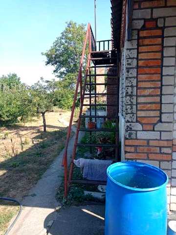 Продається будинок (комплекс із трьох домогосподарств) Червоногригорівка