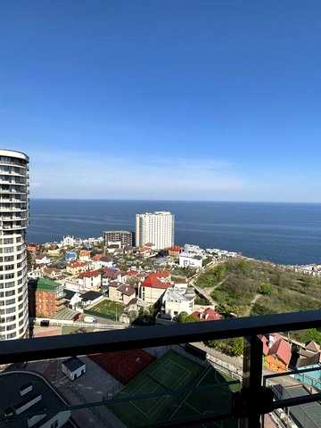 Терраса на Каманина с видом на море