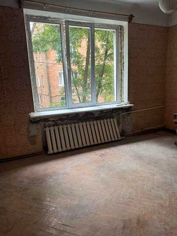 Продам 3х ком квартиру( можно под офис)  в центре, ул. Сумская 126