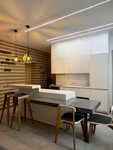 Перша здача!   Дизайнерська квартира 80м²: кухня-студія + 2 спальні, пр. Незалежності / пр. Науки