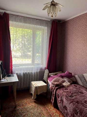 Продам 3 х кімнатну квартиру Центр