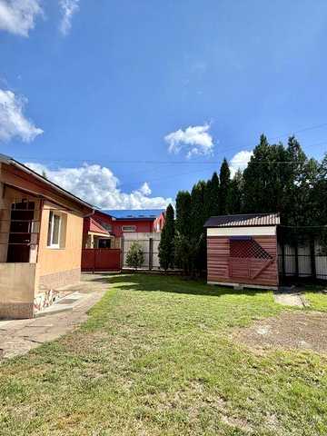 Продаж 2-кімнатної квартири з власним двориком по вул. Чкалова (Головна), під ремонт