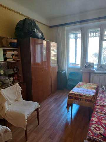 Двокімнатна квартира за адресою вул. Вишгородська, 8