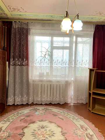 Здам 3-х кімнатну квартиру в центрі міста