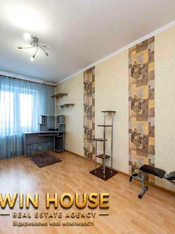 Продаж 2-кімнатної квартири на Троєщині, вул. Милославська 32/51А, Без комісії %