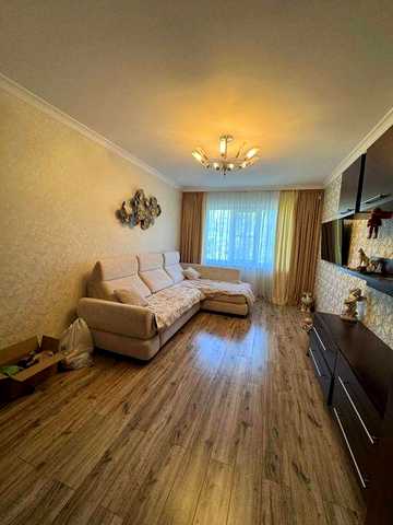 Продаж 3-кімнатної квартири на Десантному бульварі (3-368-812)