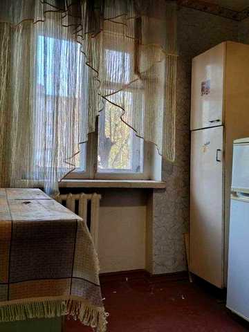 Продам 2 ком.квартиру ул.Карагандинская, ж\м Приднепровск