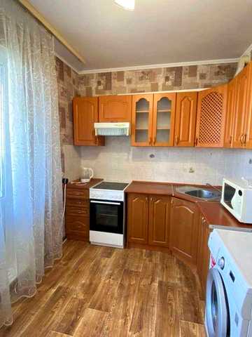 Велика3кім. 79м2,Лісовий масив, вул.Матеюка,5А(Мілютенка) Метро Лісова