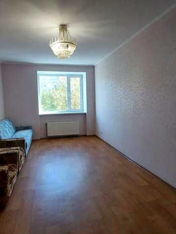 2-х кімнатна квартира 65м² вул. Старобілоуська  61б