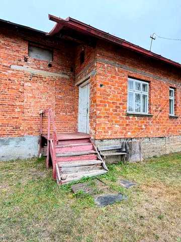 Продається частина будинку у передмісті Стрия