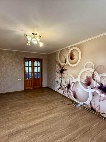 Продаж 3к квартири, Гранітне, Малин