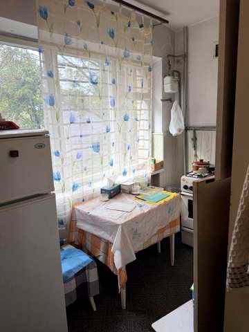 Продам 2к киівку Фізкультурна