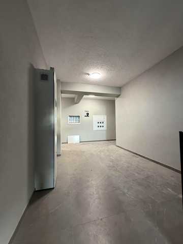 None 100000 USD