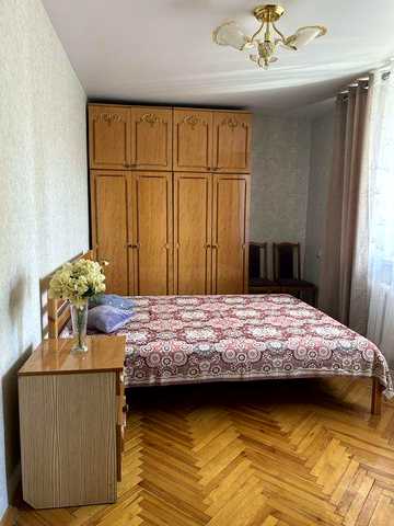 Оренда 2-кімнатної кв-ри по пр-ту Курбаса, початок Борщагівки