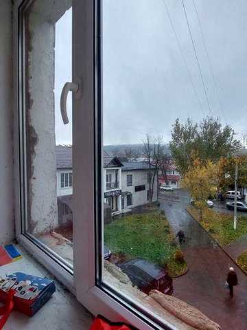 Продам 2-кімнатну квартиру. Вул.Стависька,33.