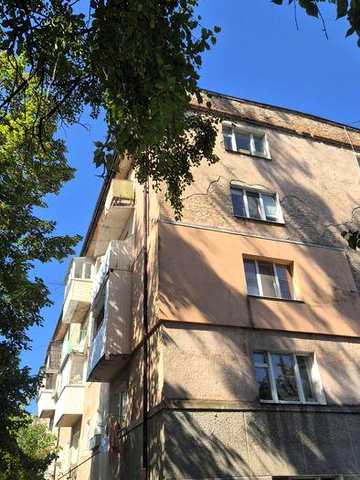 )( Продаж 2-К квартири біля парку