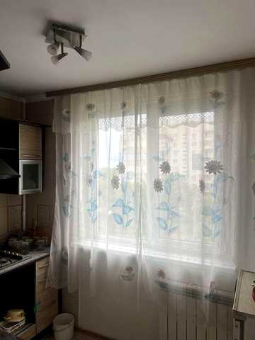 Продам 2ком.кв.4/9 чешка.Индустриальный район Горизонт .