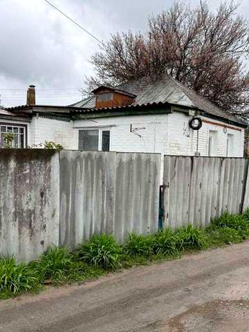 Продаж житлового будинку
