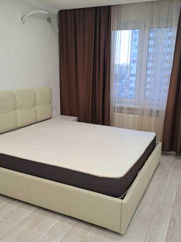 Сергія Данченка вул., 5