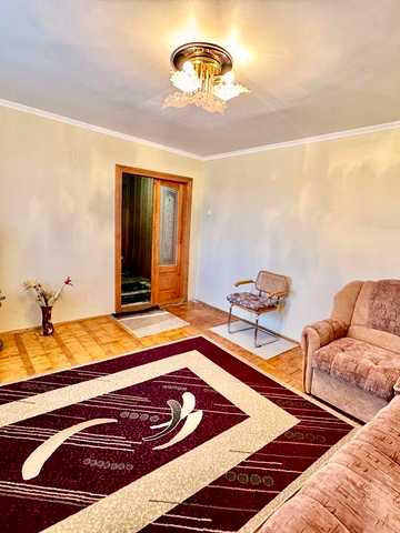 Продаж 3 кімнатної квартири смт. Заводське (Чортків)