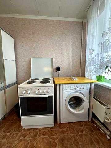 Радужна 20, 1к, м Дарниця 10 хв транспортом, невисокі комунальні